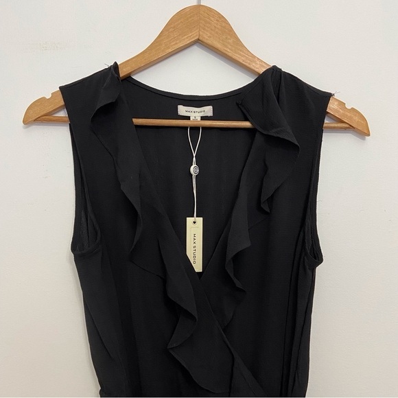 Max Studio black wrap jumpsuit sleeveless wide legs flair woven v neck small - Picture 5 of 16